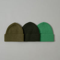 BONNET "BARRA" UNISEXE - LAINE D'AGNEAU / ANGORA - TONS VERTS - MACKIE