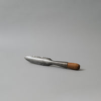 HORI HORI - PLANTOIR MULTIFONCTION FORGÉ À LA MAIN - RED PIG TOOLS