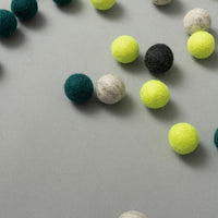 SAC DE 40 BOULES POUR LANCE-PIERRE - LAINE FEUTREE - LUCISTNICE