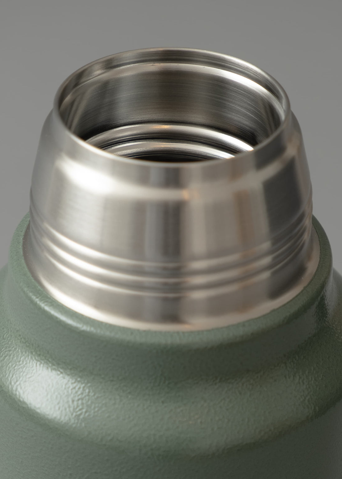BOUTEILLE ISOTHERME - 1 L - LEGENDARY CLASSIC - GREEN - STANLEY