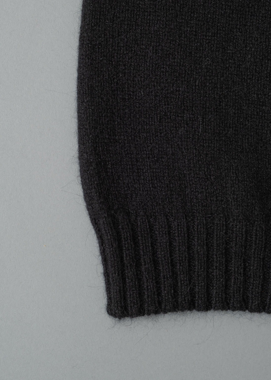 CACHE COL "STEWARTON" UNISEXE - LAINE D'AGNEAU / ANGORA - BLACK - MACKIE
