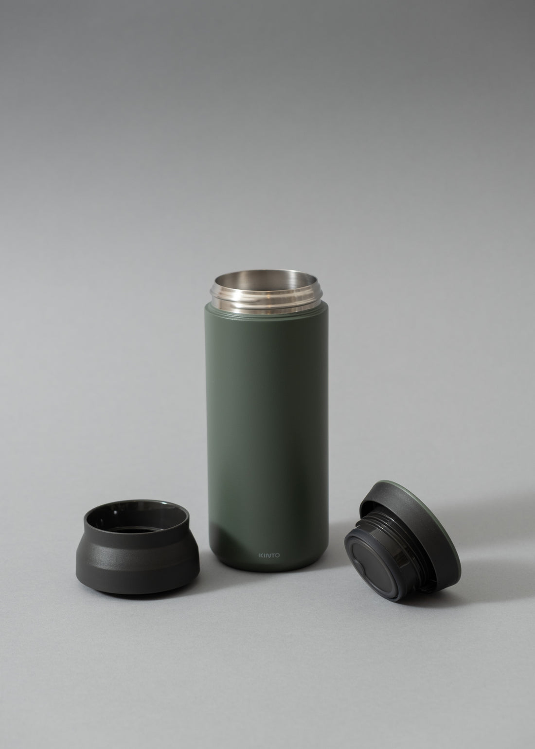 TRAVEL TUMBLER - GOURDE ISOTHERME - 500 ML - ASH GREEN - KINTO