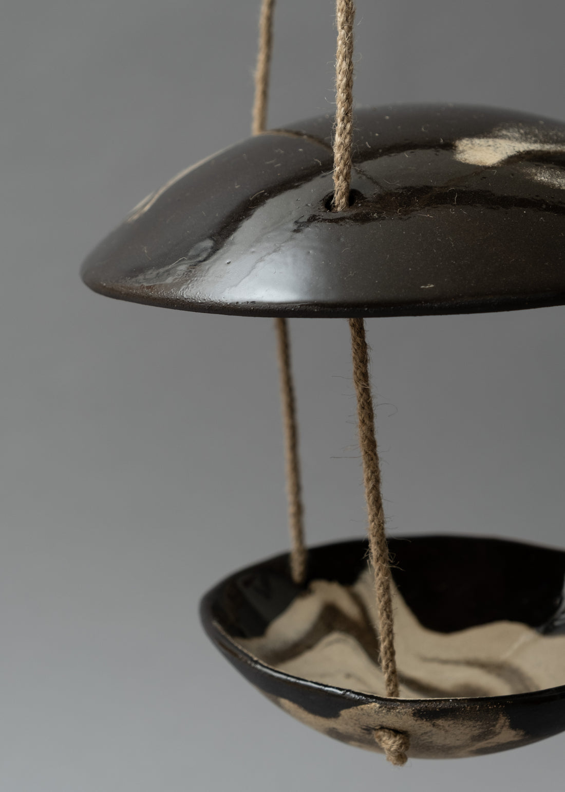 MANGEOIRE / ABREUVOIR EN TERRE MÊLÉE - "SERIE MANGEOIRES" - NOIR - LÉA BALDASSARI X MAGASIN VIVANT!