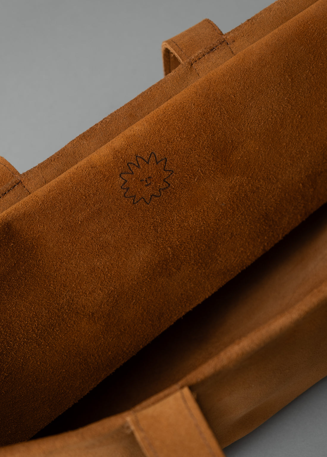 SAC À OUTILS "SUPERTOOL" - CROUTE DE CUIR - MAGASIN VIVANT!