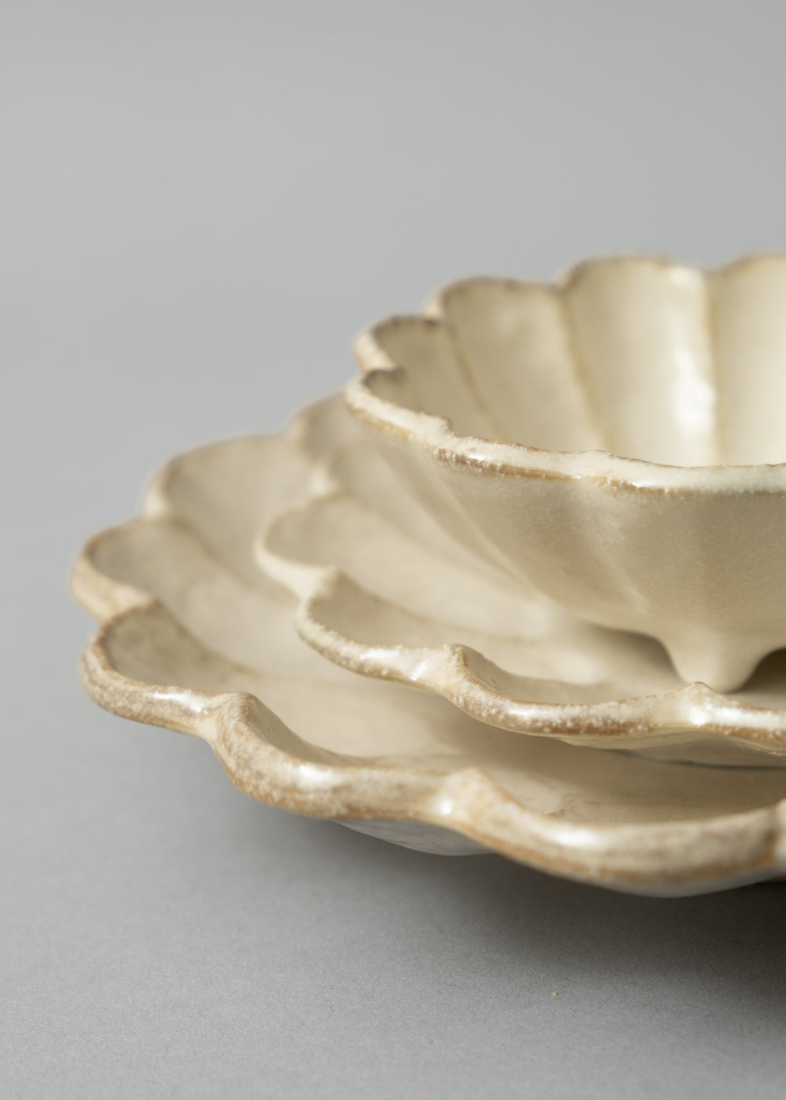 ASSIETTE EN PORCELAINE - "RINKA" - 22 CM - KANEKO KOHYO POTTERY